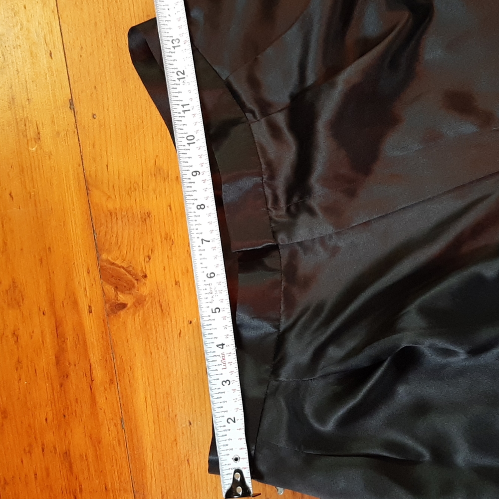Dana Buchman lined black silk pants - Picture 3 of 8